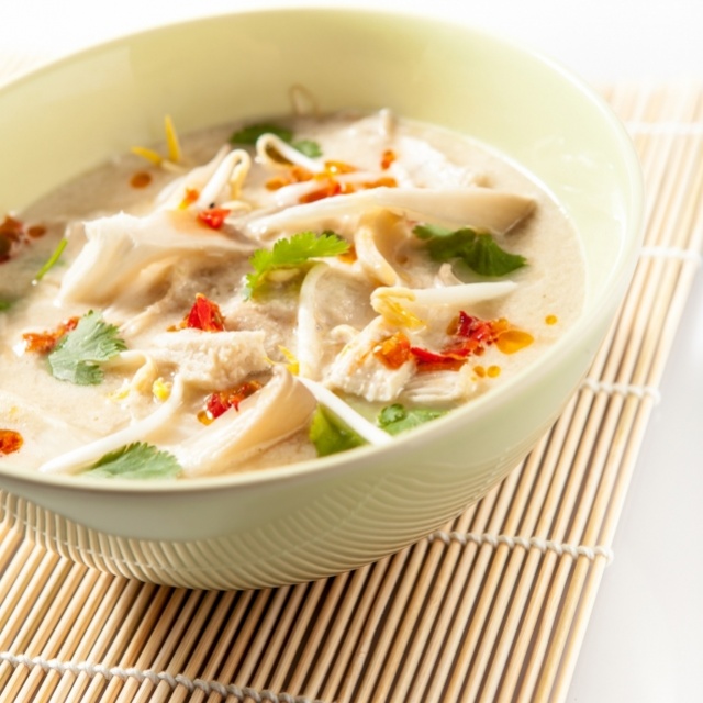 Tom kha kai (soupe thaïlandaise)