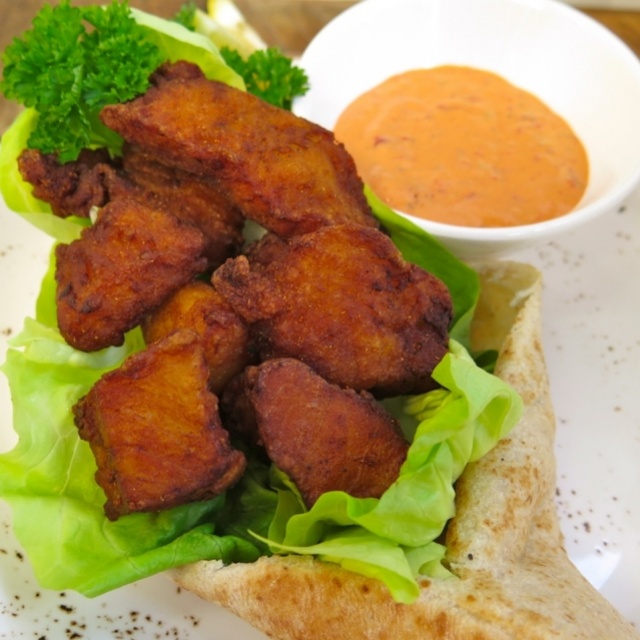 Sub kruidige kibbeling met alioli pimiento