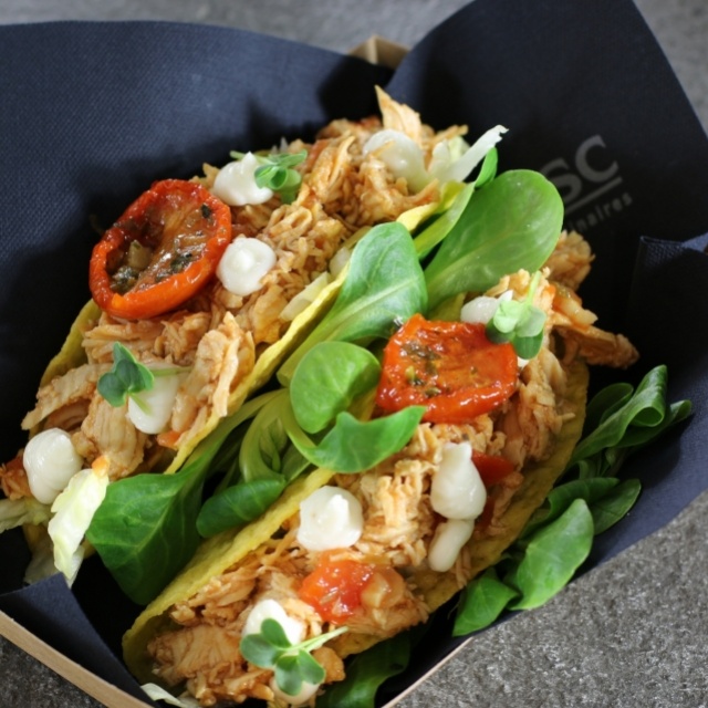 Taco met pulled chicken en geitenkaas