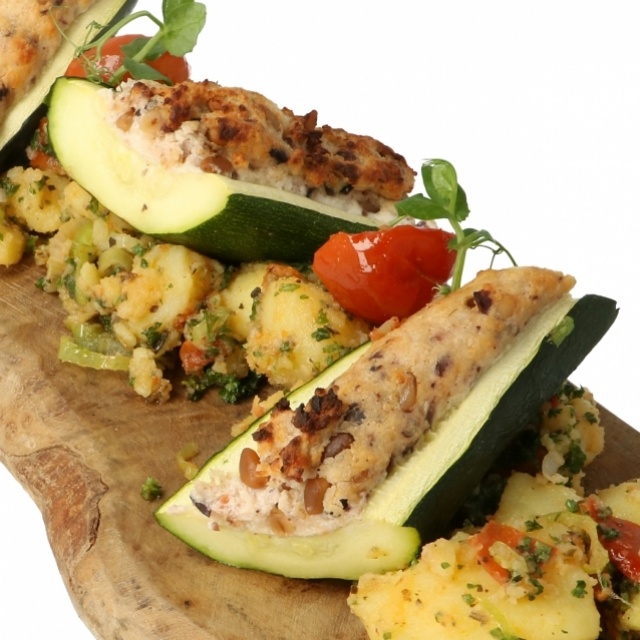 Aardappelsalade met gegratineerde courgette