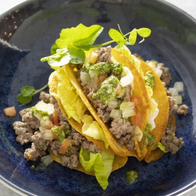 Taco au fromage hollandais à l’ail du Beemster et pesto au basilic hollandais 