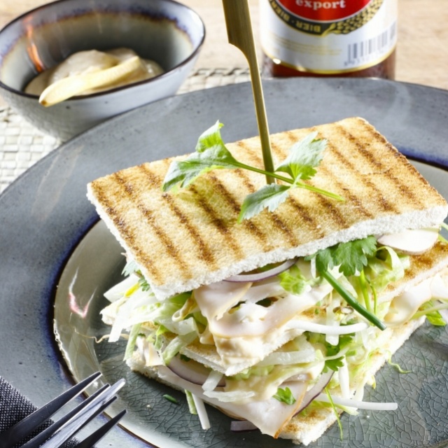 Thai club sandwich with chicken